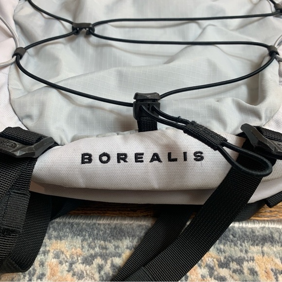 The North Face Gray Off White Backpack Borealis - Picture 3 of 6